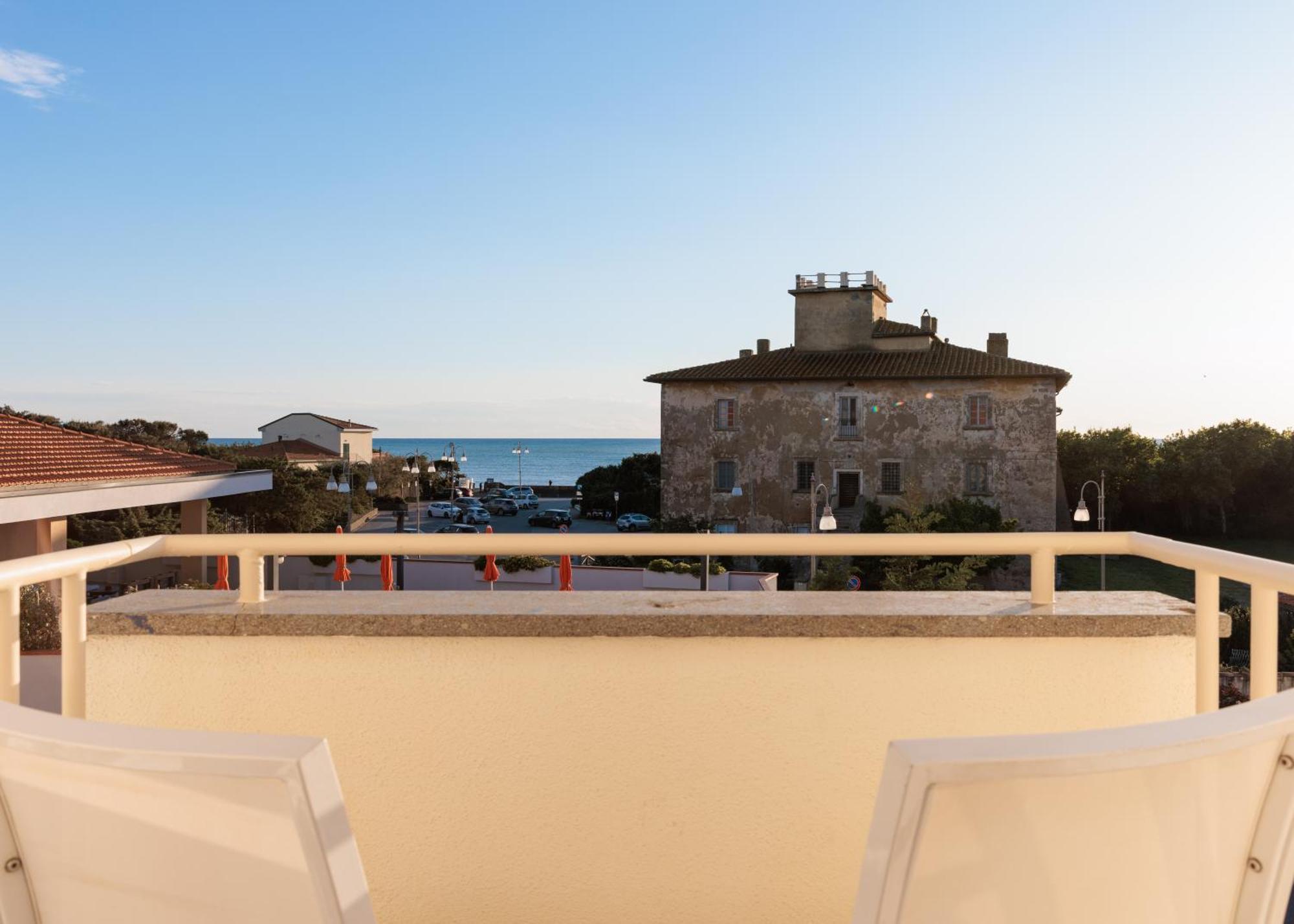 Nina Hotel Marina Di Bibbona